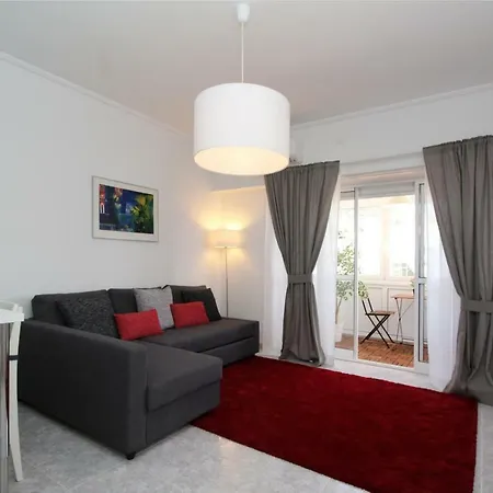 Apartment Poppy House In Anjos