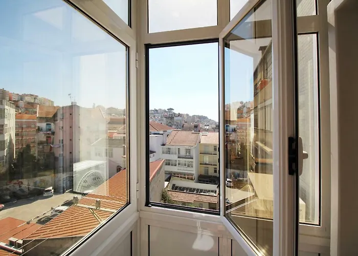 Poppy House In Anjos * Lisboa