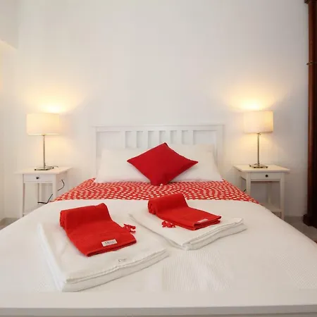 Poppy House In Anjos Apartmán *
